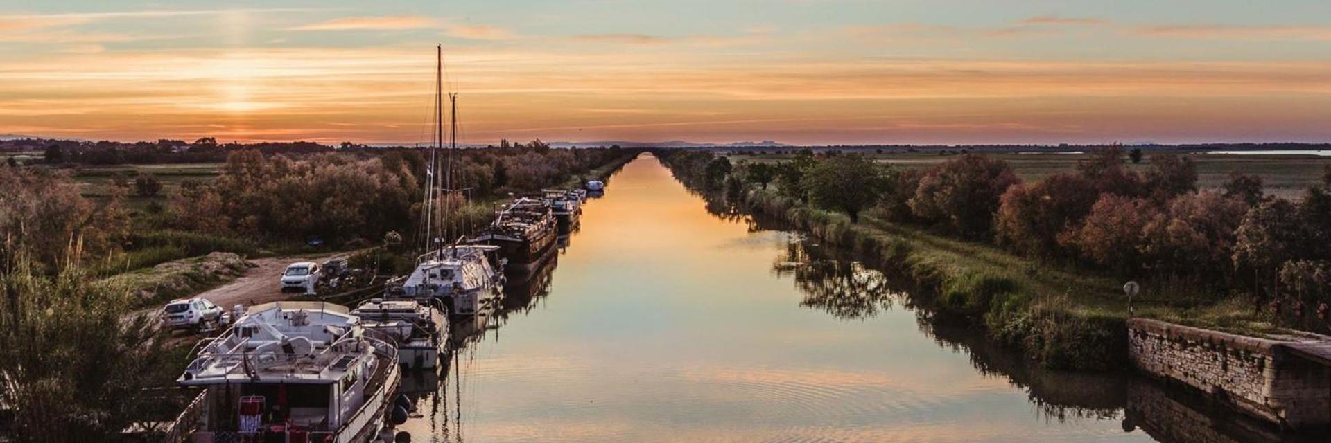 Sejour Unique Sur Un Bateau "Marius" Hotel Вовер Екстериор снимка